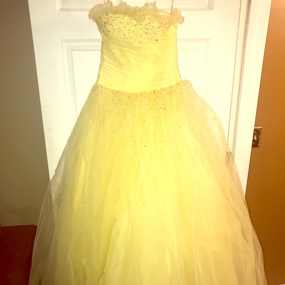 Yellow Joli Prom ball gown